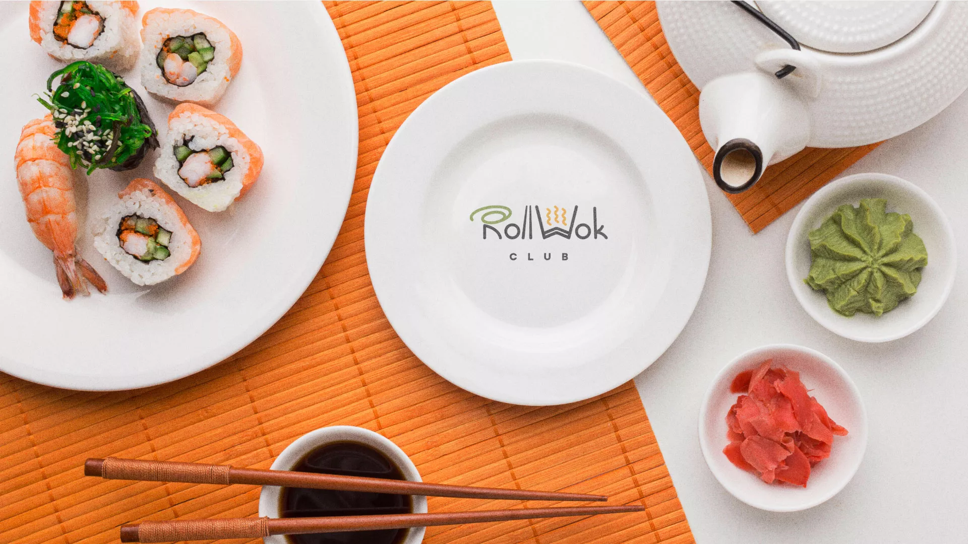 Разработка логотипа и фирменного стиля суши-бара «Roll Wok Club» в Унече